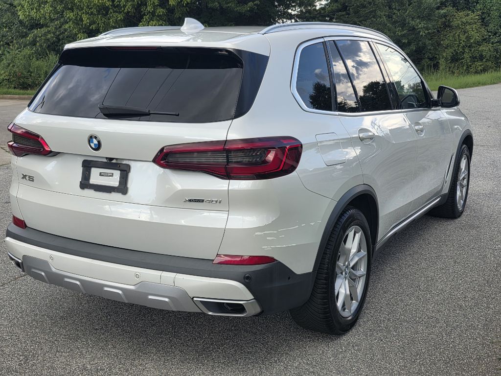Photo 5 of this BMW X5