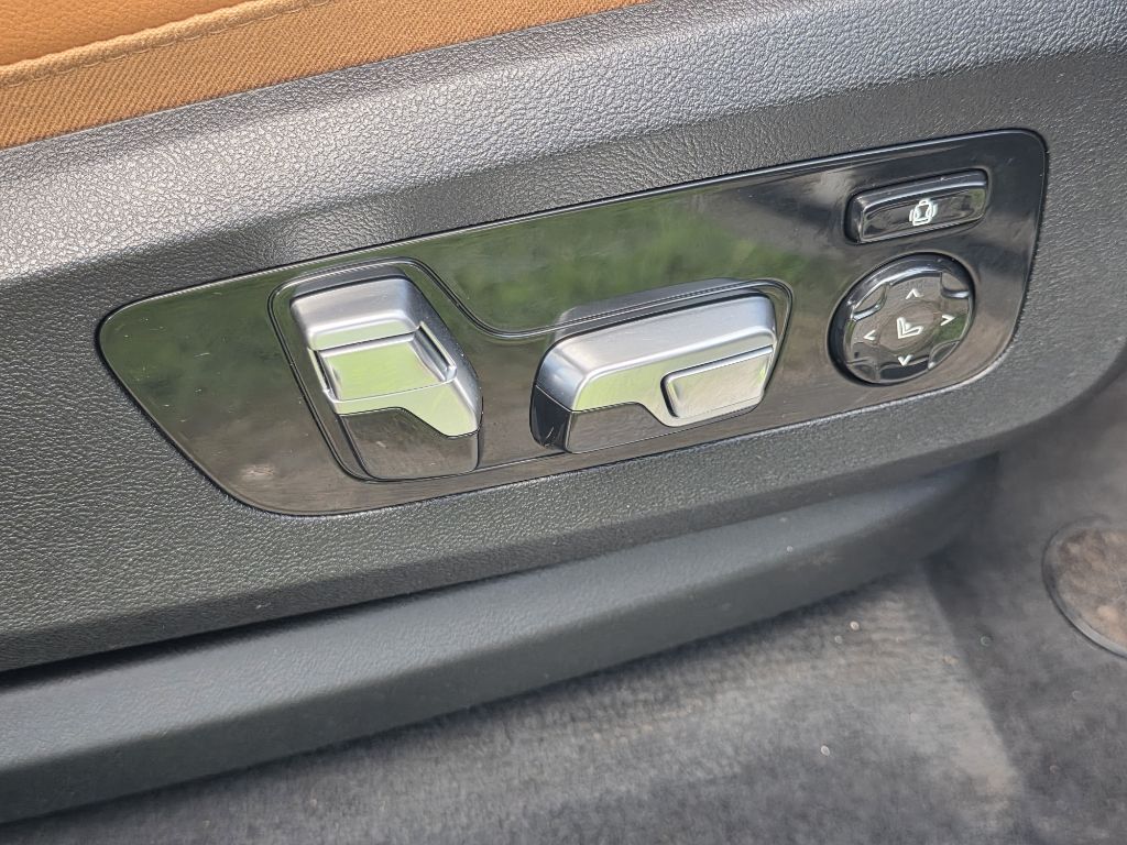 Photo 22 of this BMW X5
