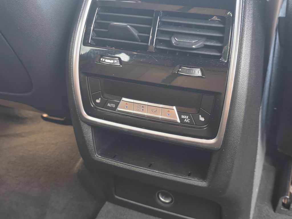 Photo 20 of this BMW X5