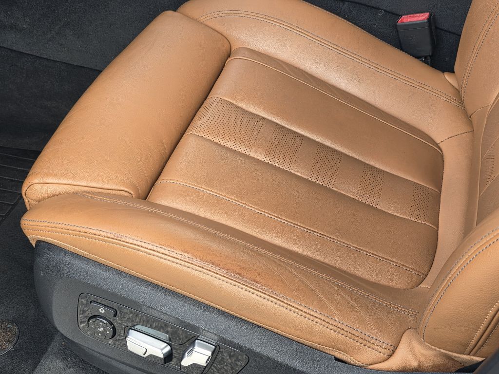 Photo 12 of this BMW X5