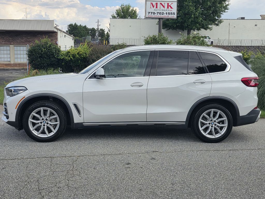 Photo 2 of this BMW X5