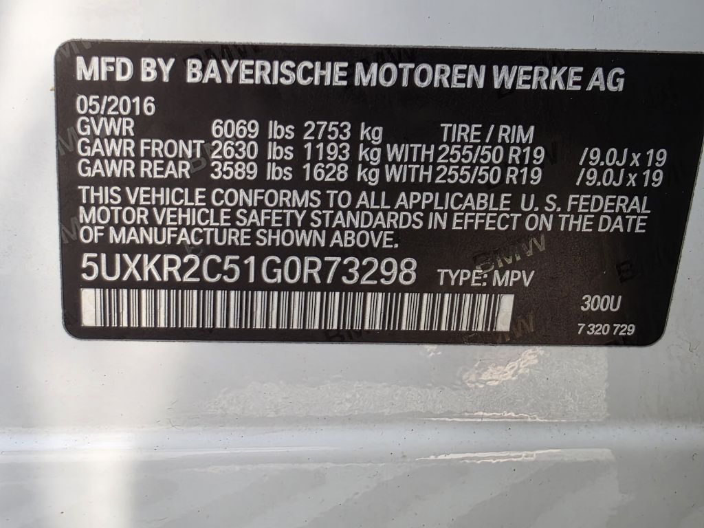 Photo 10 of this BMW X5