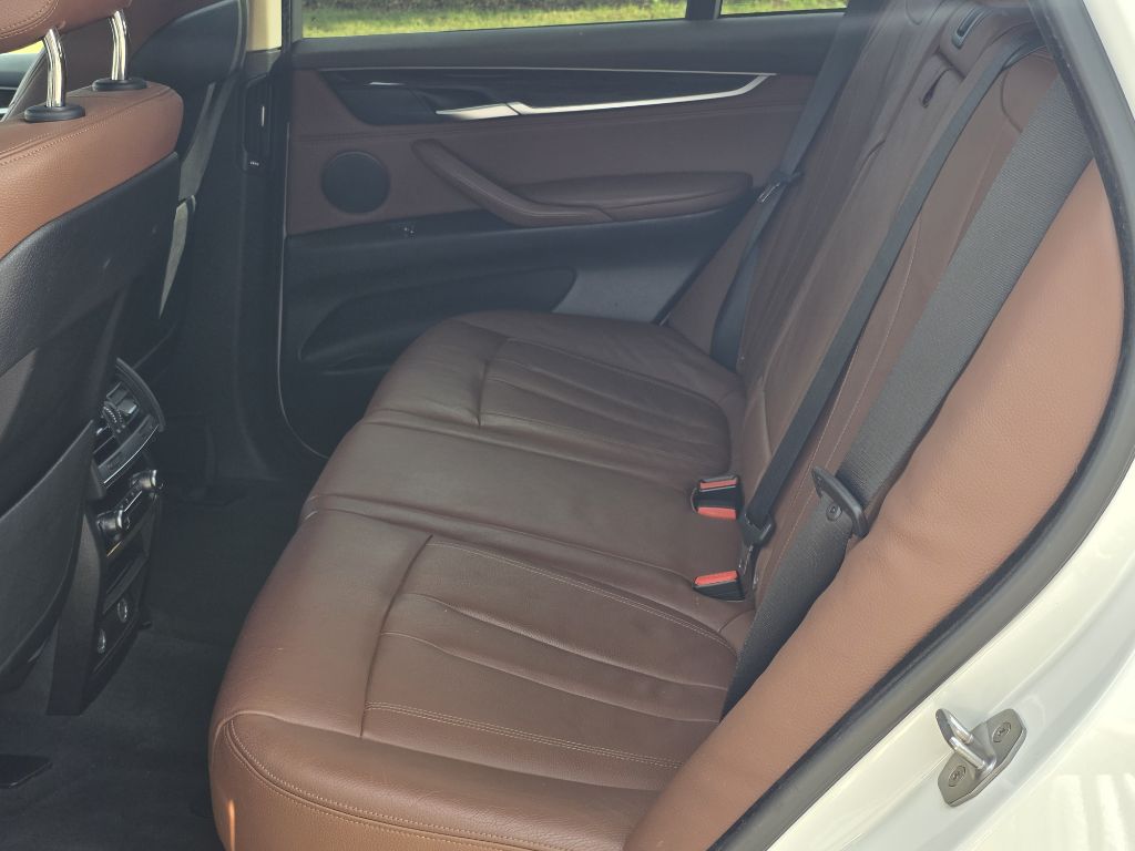 Photo 16 of this BMW X5