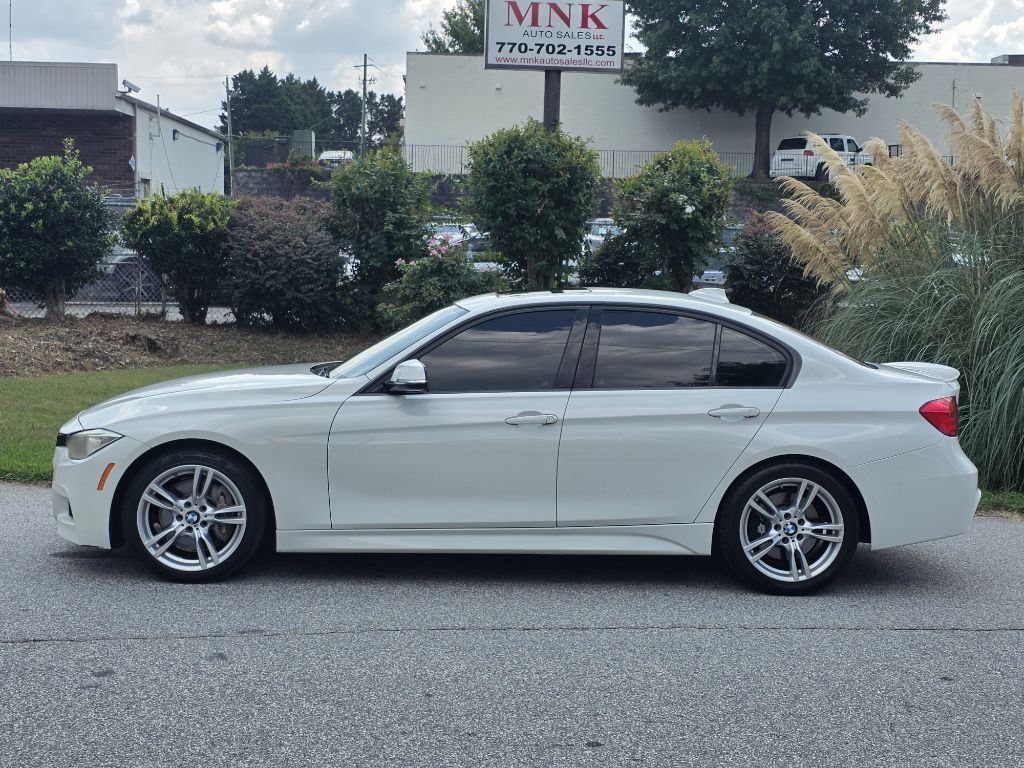 Photo 2 of this BMW 335