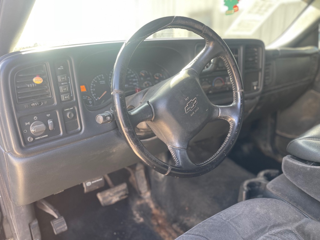 Photo 7 of this CHEVROLET SILVERADO 2500