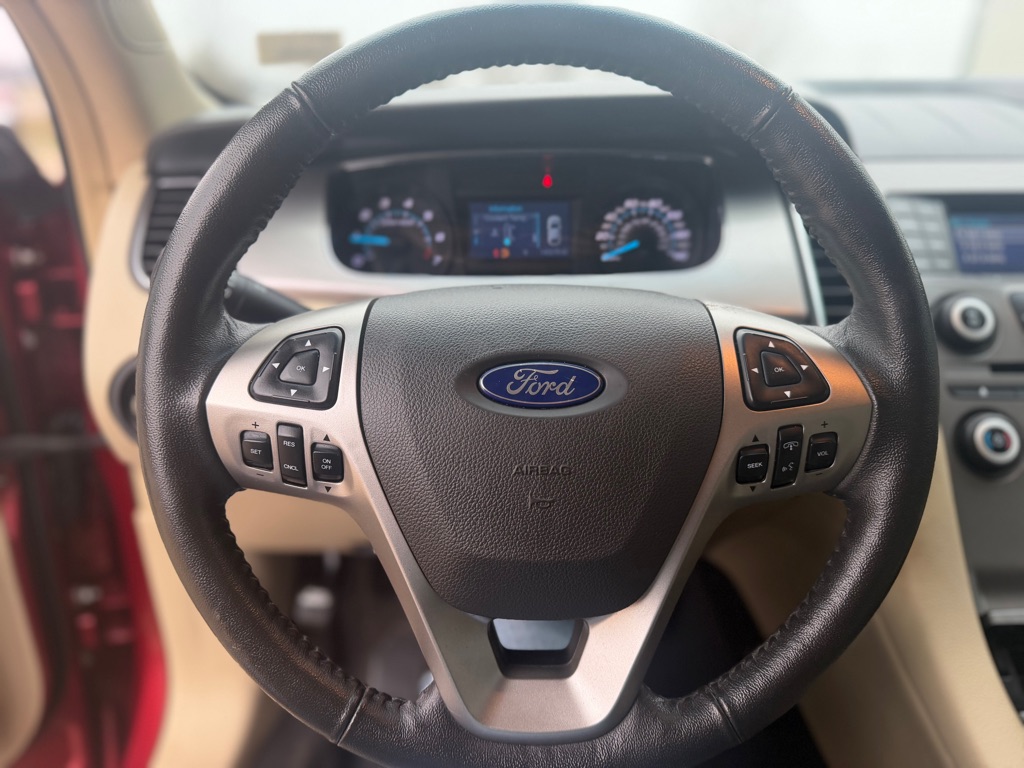 Photo 9 of this FORD TAURUS