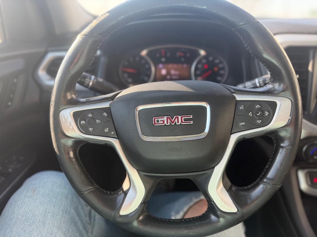 Photo 10 of this GMC ACADIA
