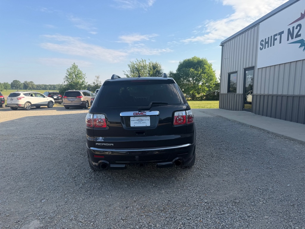 Photo 4 of this GMC ACADIA