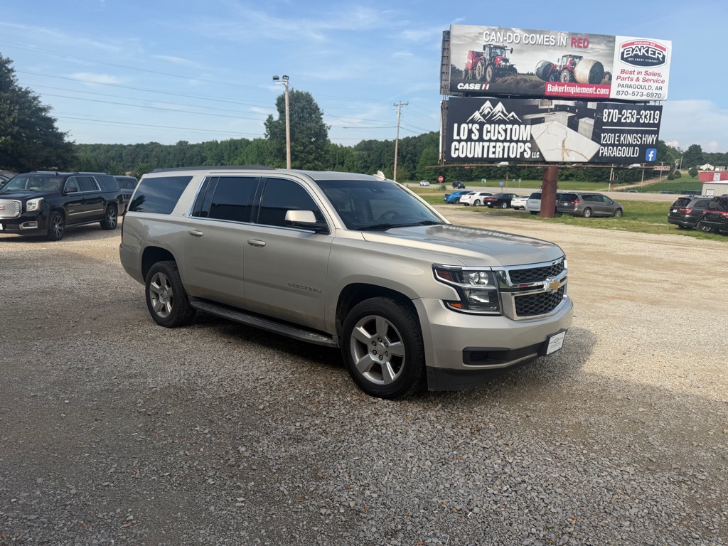 Photo 3 of this CHEVROLET SUBURBAN