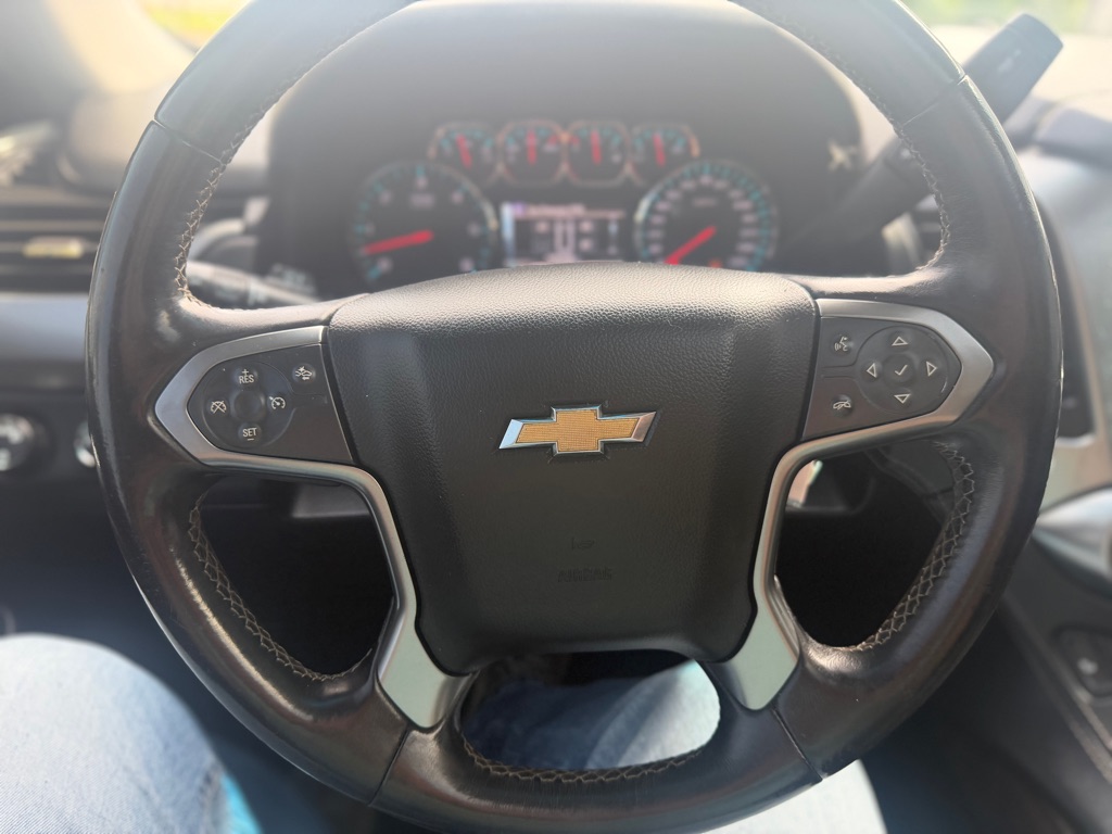 Photo 12 of this CHEVROLET SUBURBAN