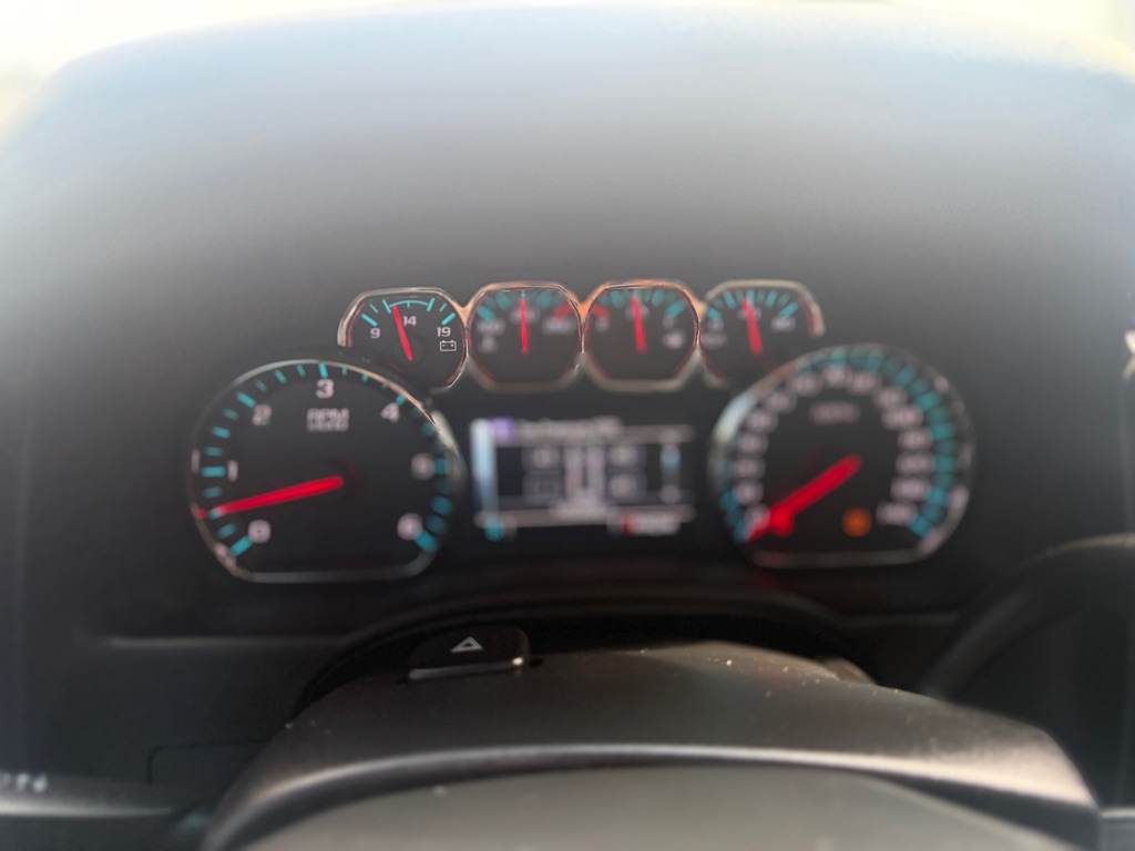 Photo 13 of this CHEVROLET SUBURBAN