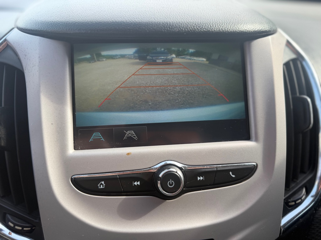 Photo 8 of this CHEVROLET CRUZE