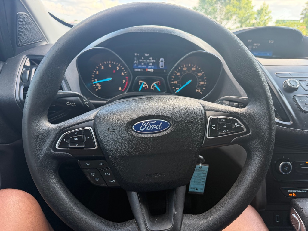 Photo 9 of this FORD ESCAPE