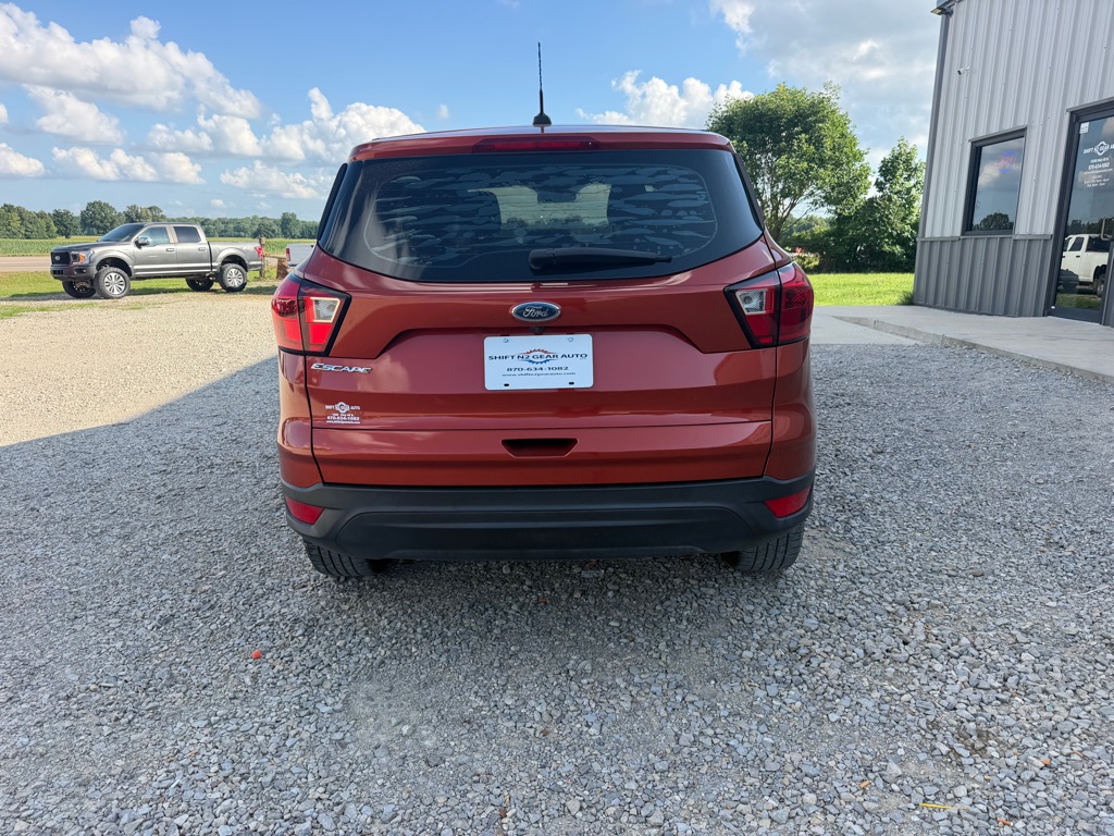 Photo 4 of this FORD ESCAPE