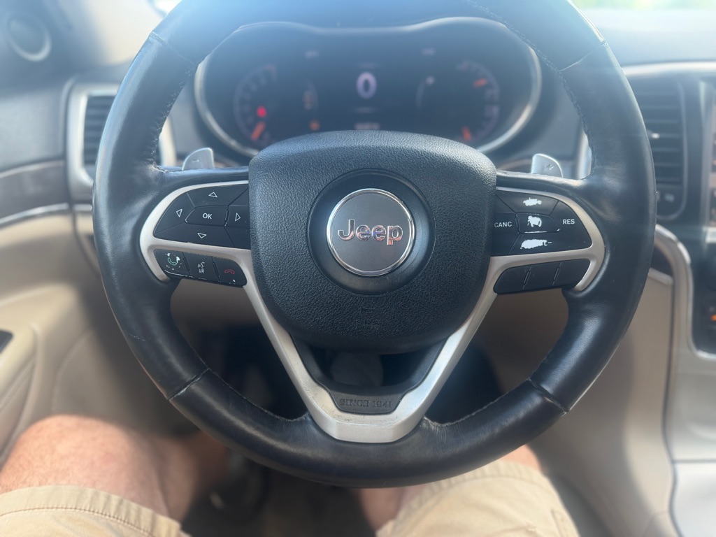 Photo 10 of this JEEP GRAND CHEROKEE
