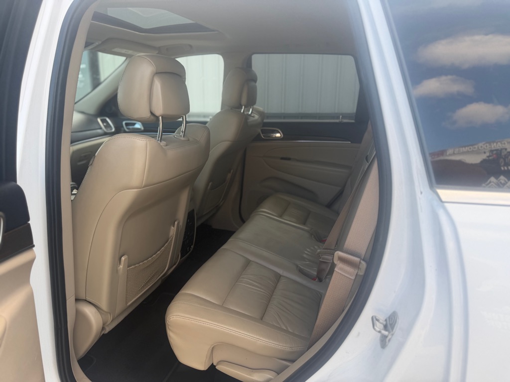 Photo 5 of this JEEP GRAND CHEROKEE