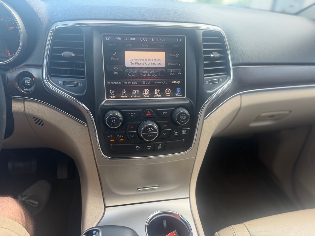 Photo 7 of this JEEP GRAND CHEROKEE