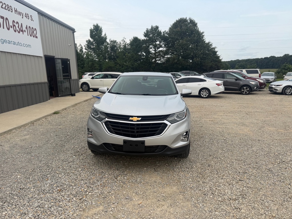 Photo 2 of this CHEVROLET EQUINOX