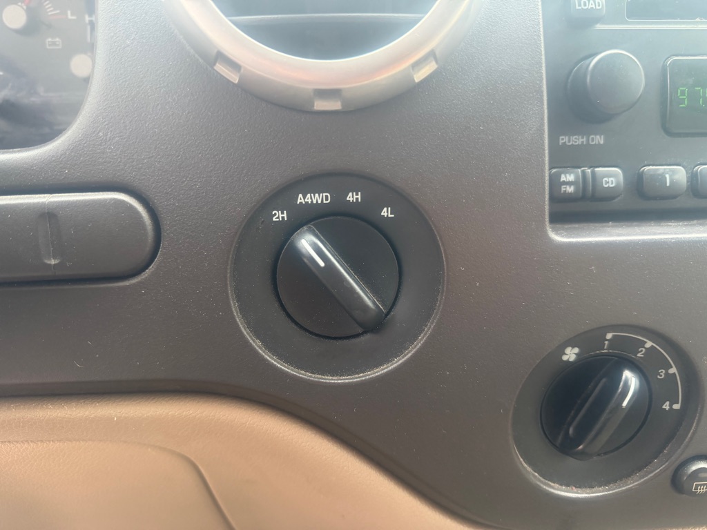 Photo 9 of this FORD EXPEDITION