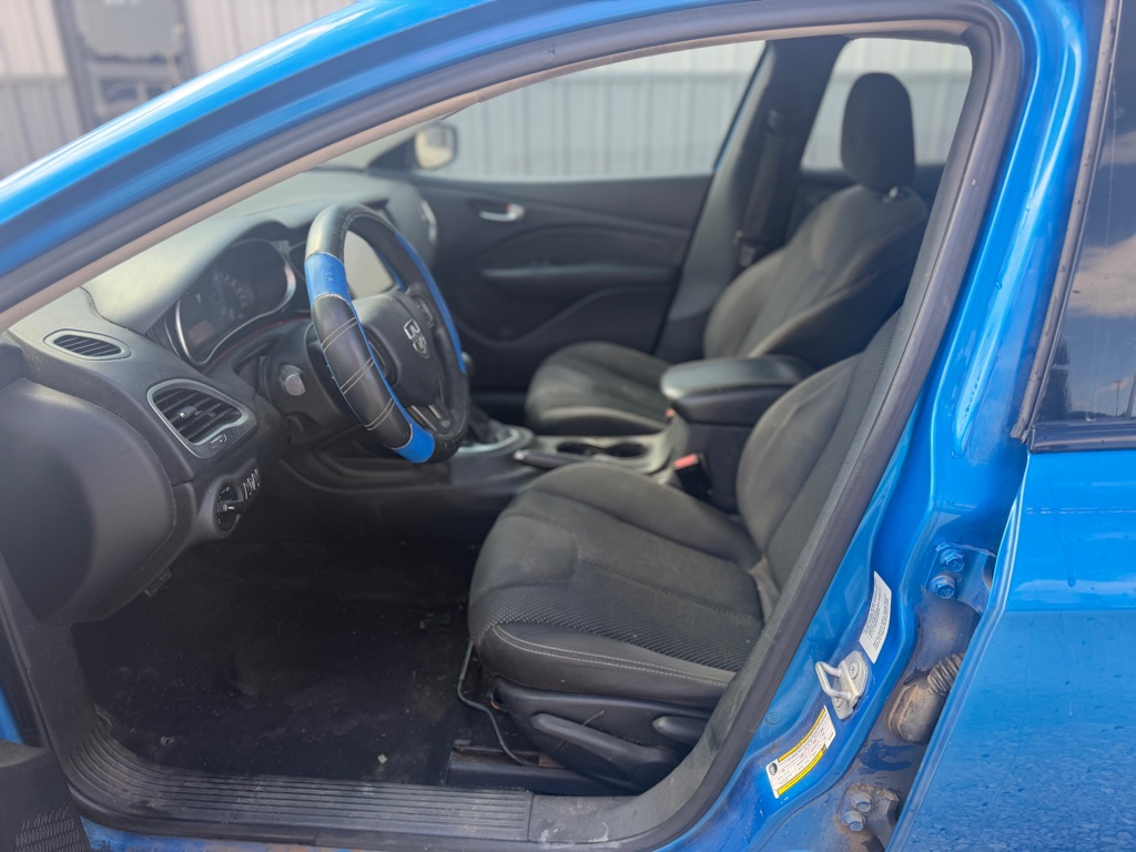 Photo 6 of this DODGE DART
