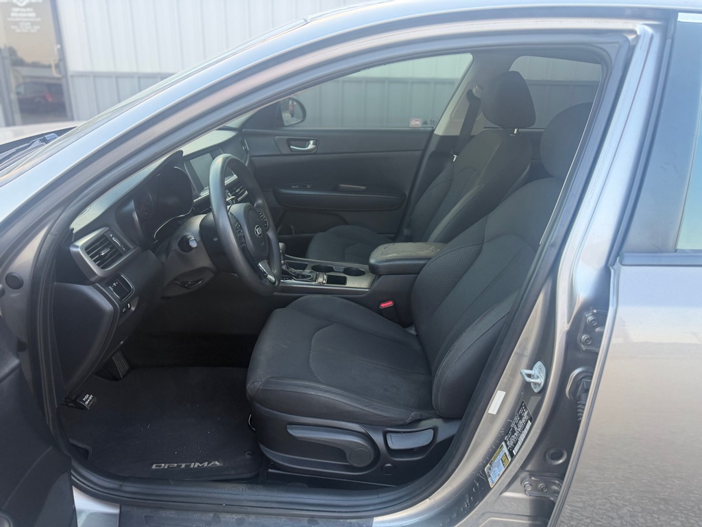 Photo 6 of this KIA OPTIMA