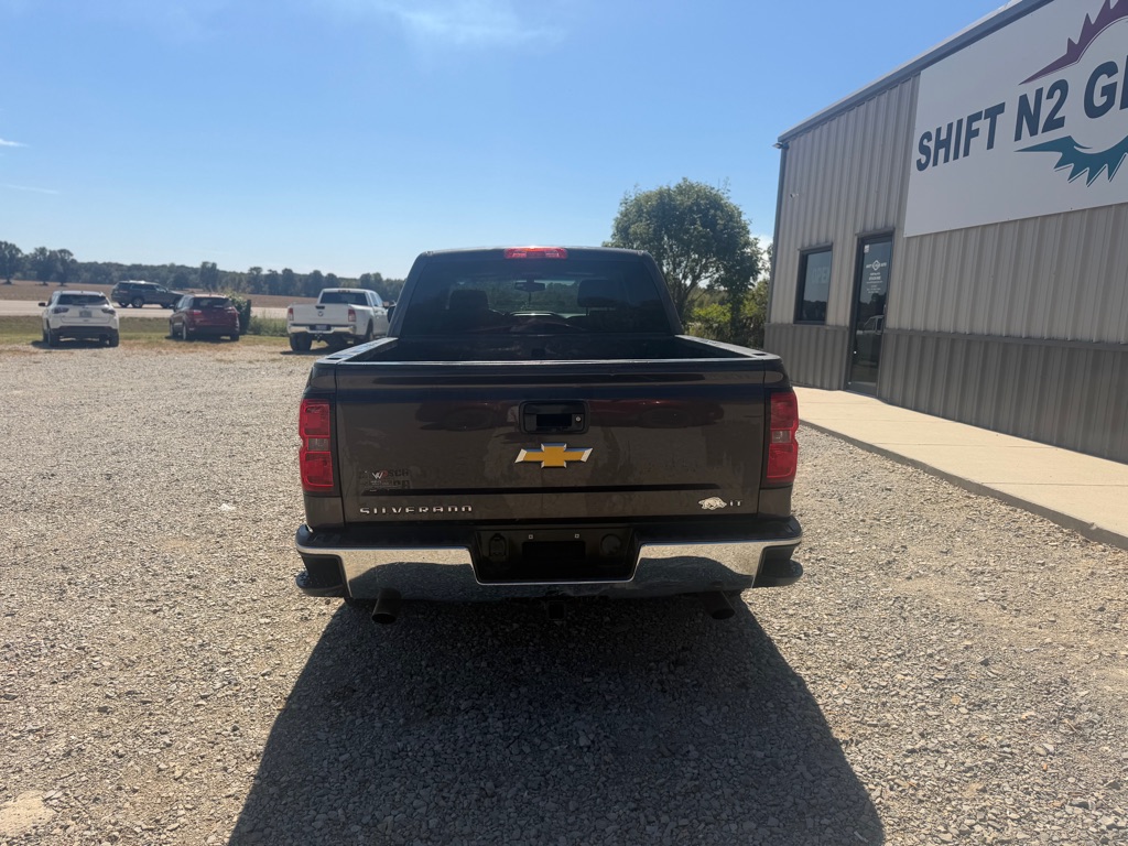 Photo 4 of this CHEVROLET SILVERADO 1500