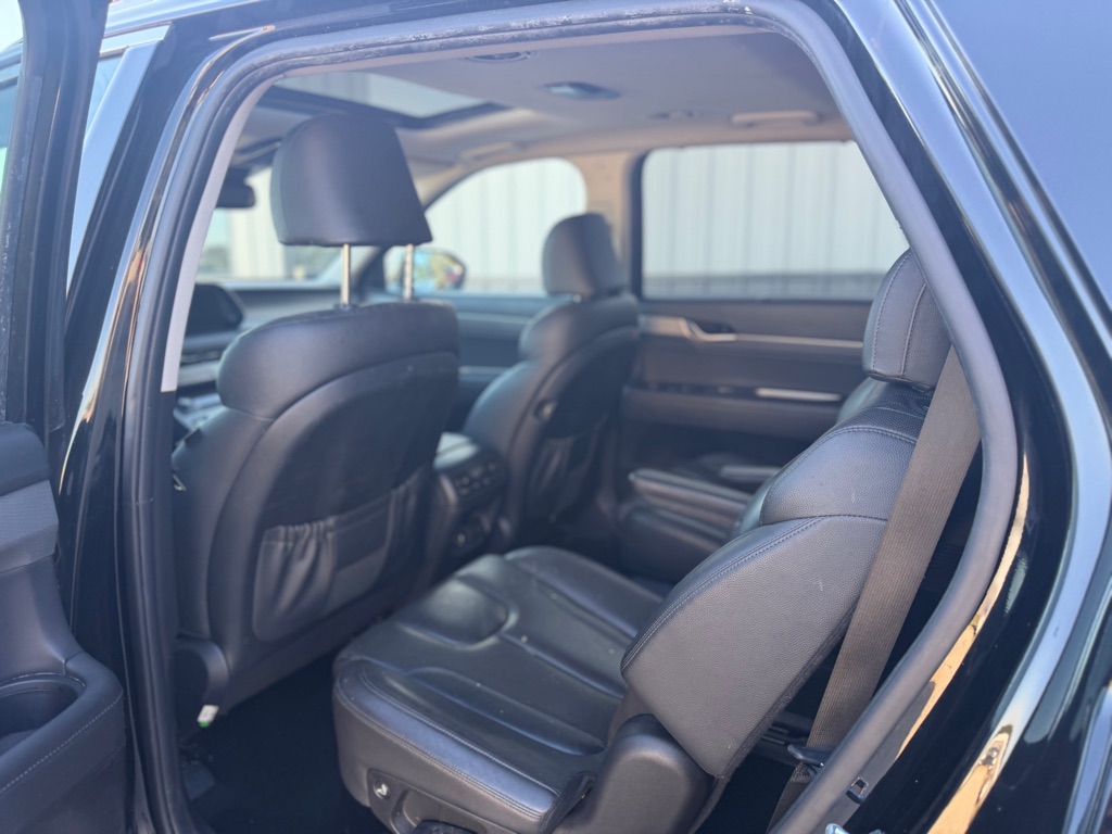Photo 6 of this HYUNDAI PALISADE