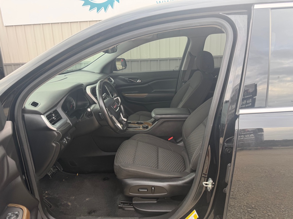 Photo 7 of this GMC ACADIA