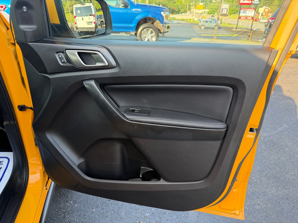 Photo 33 of this FORD RANGER TREMOR
