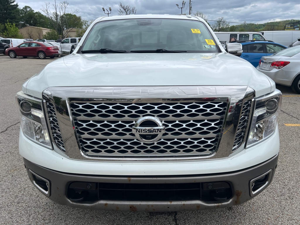 Photo 2 of this NISSAN TITAN