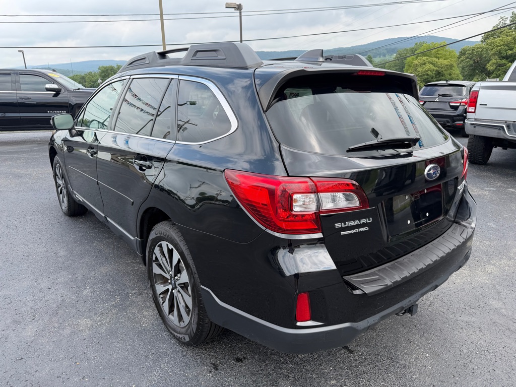 Photo 7 of this SUBARU OUTBACK
