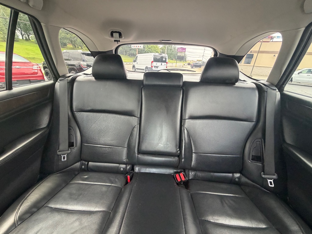 Photo 13 of this SUBARU OUTBACK