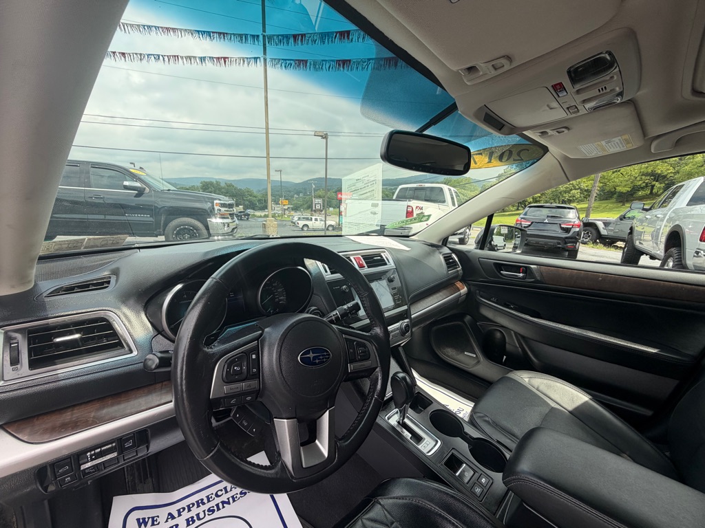 Photo 10 of this SUBARU OUTBACK