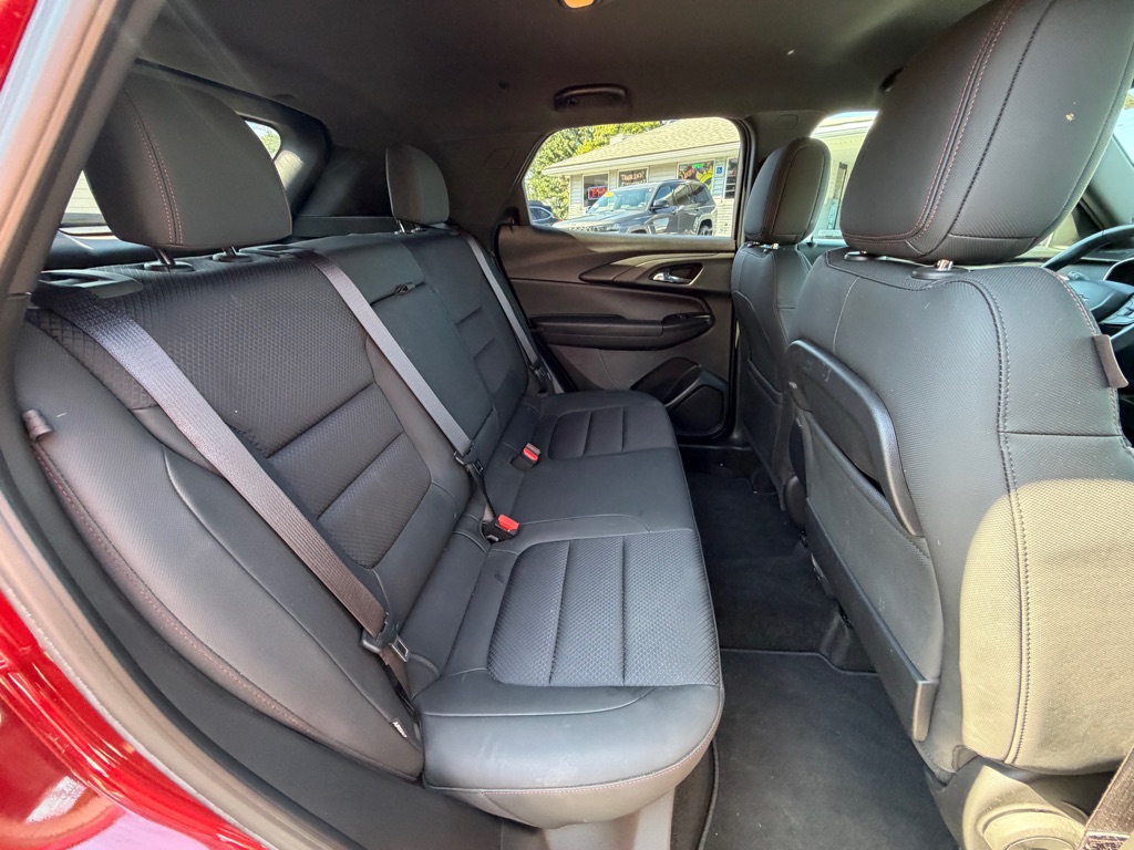 Photo 23 of this CHEVROLET TRAILBLAZER