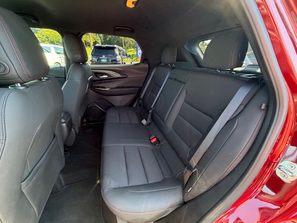 Photo 15 of this CHEVROLET TRAILBLAZER