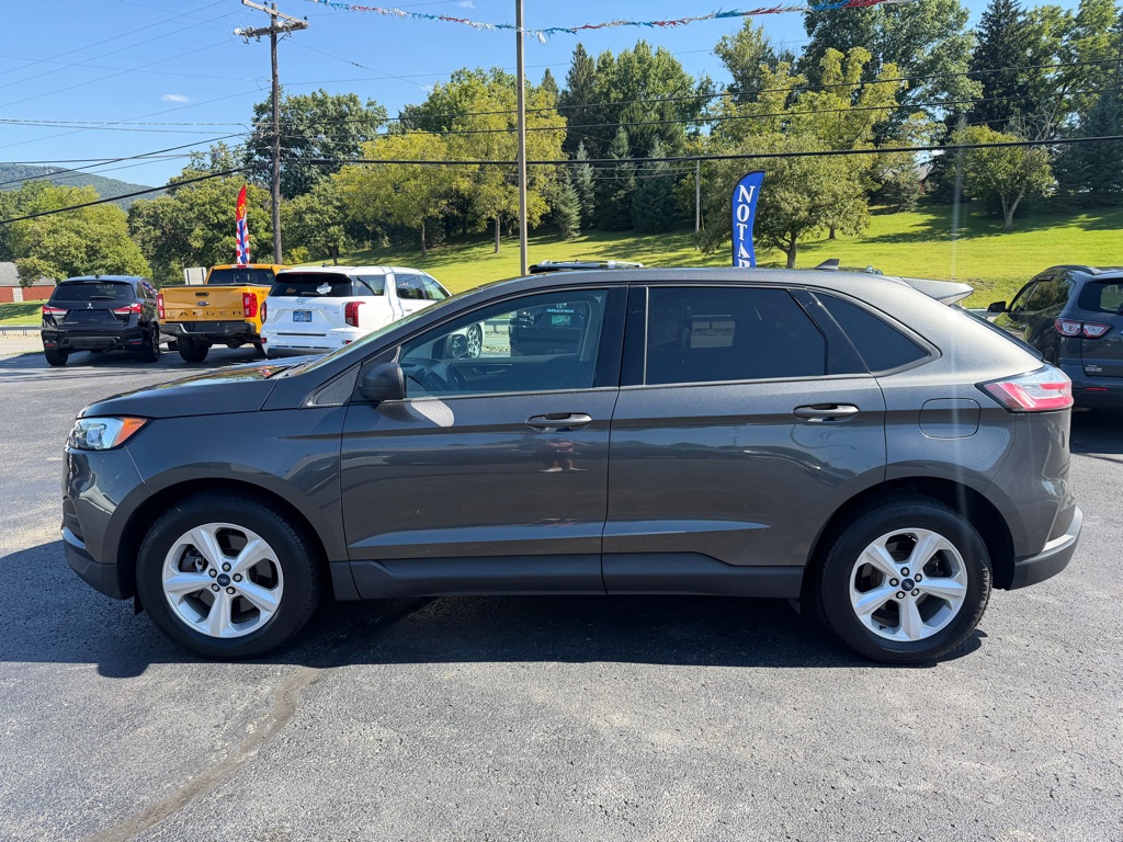 Photo 8 of this FORD EDGE