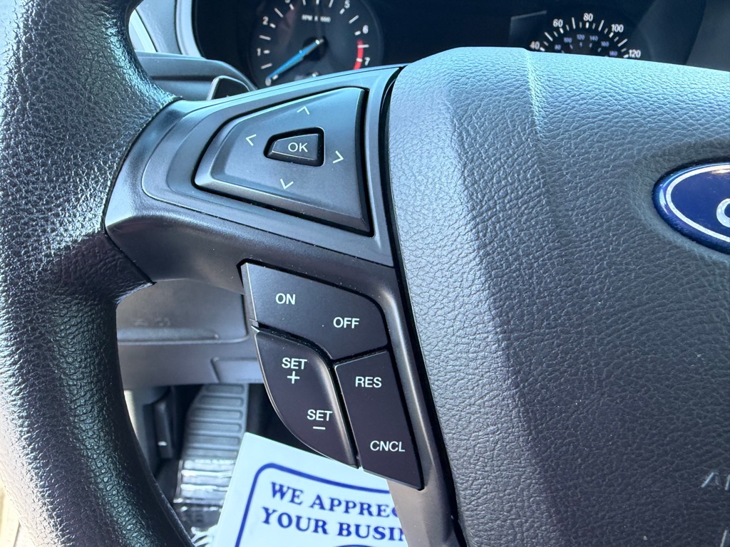 Photo 27 of this FORD EDGE