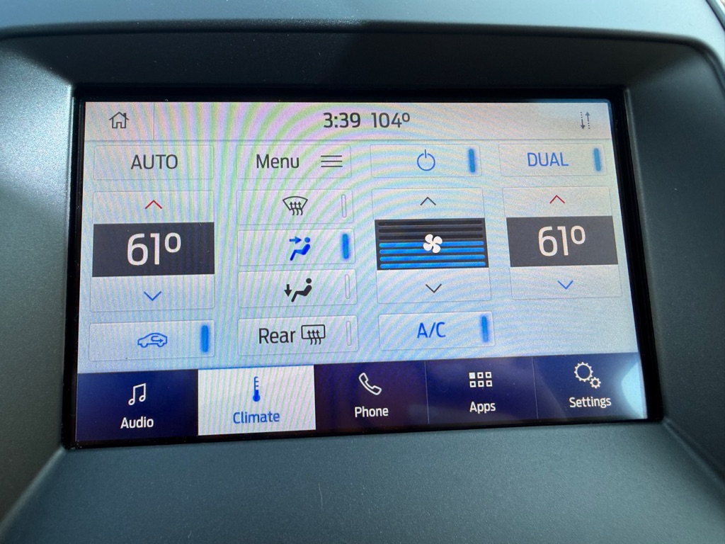 Photo 37 of this FORD EDGE