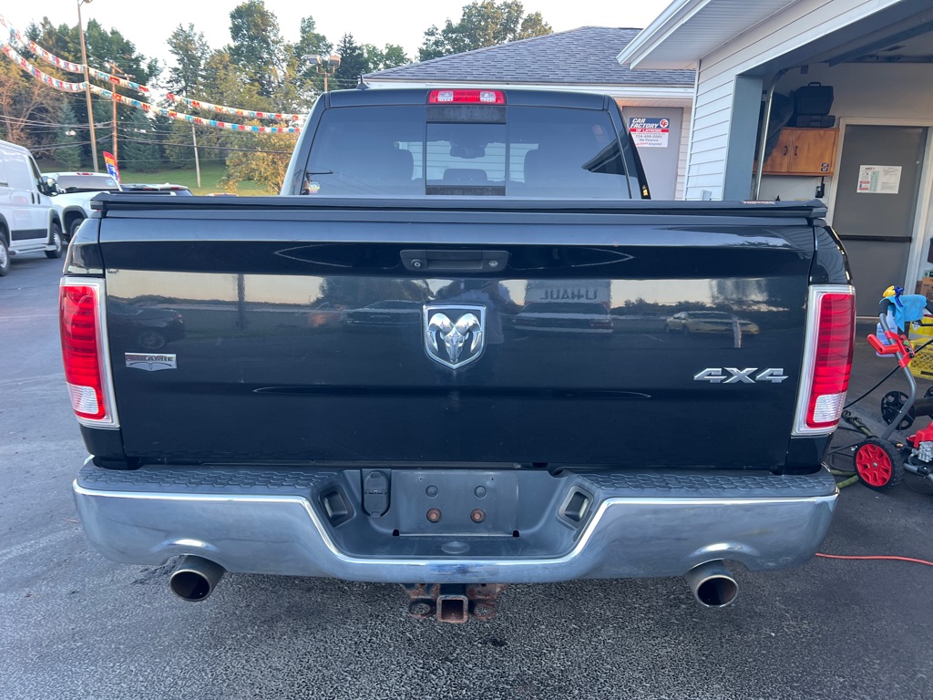 Photo 4 of this RAM 1500