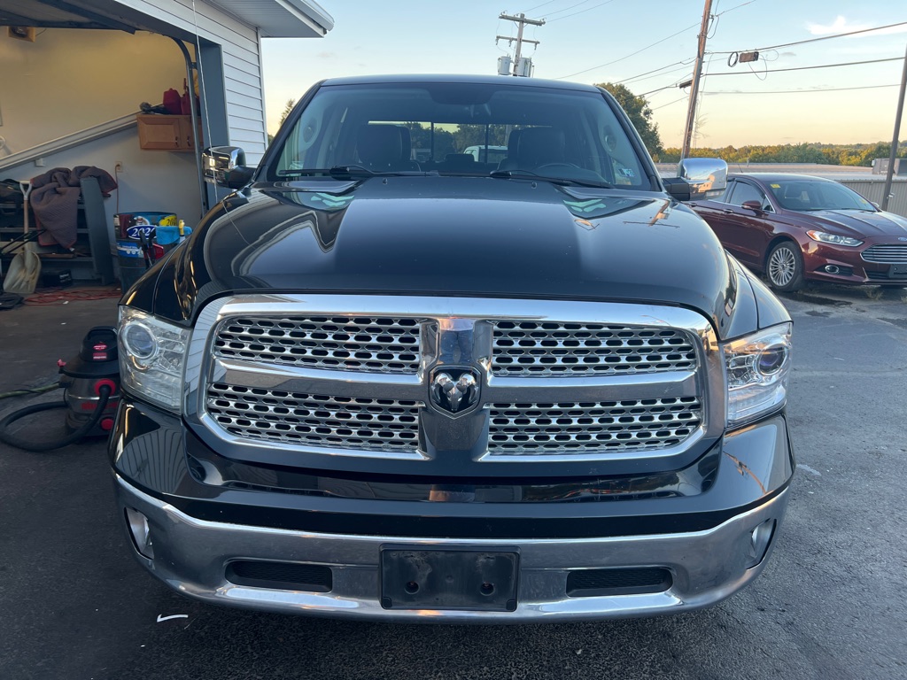 Photo 2 of this RAM 1500