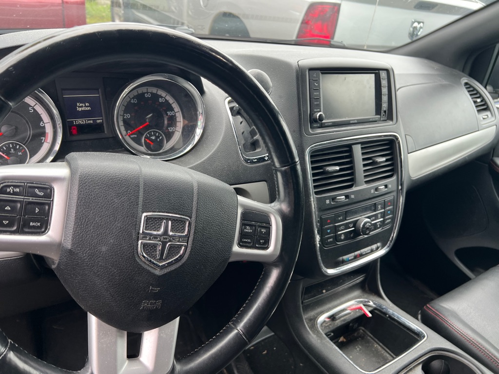 Photo 9 of this DODGE GRAND CARAVAN