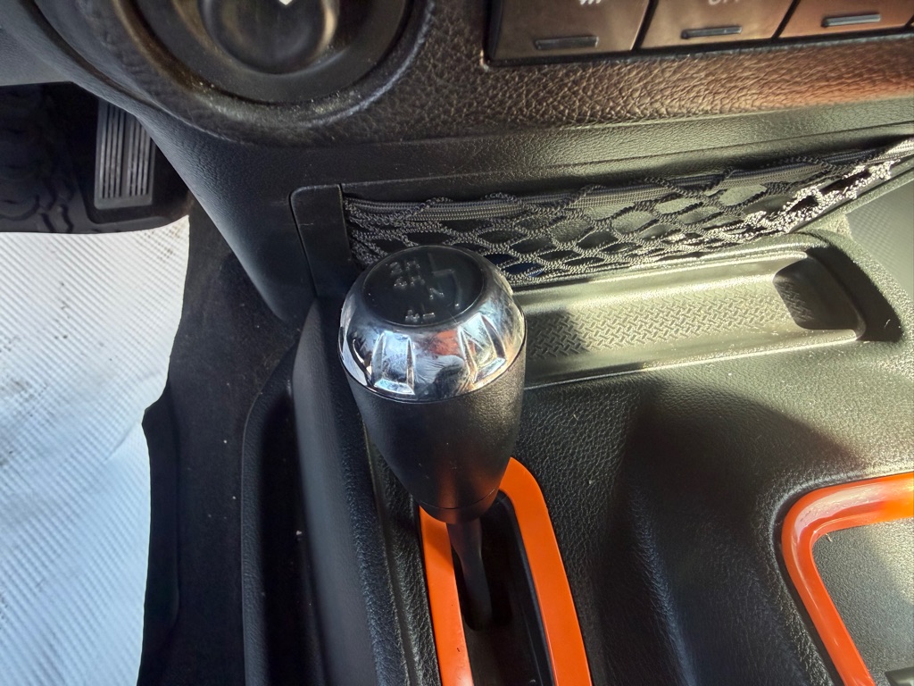 Photo 38 of this JEEP WRANGLER UNLIMI