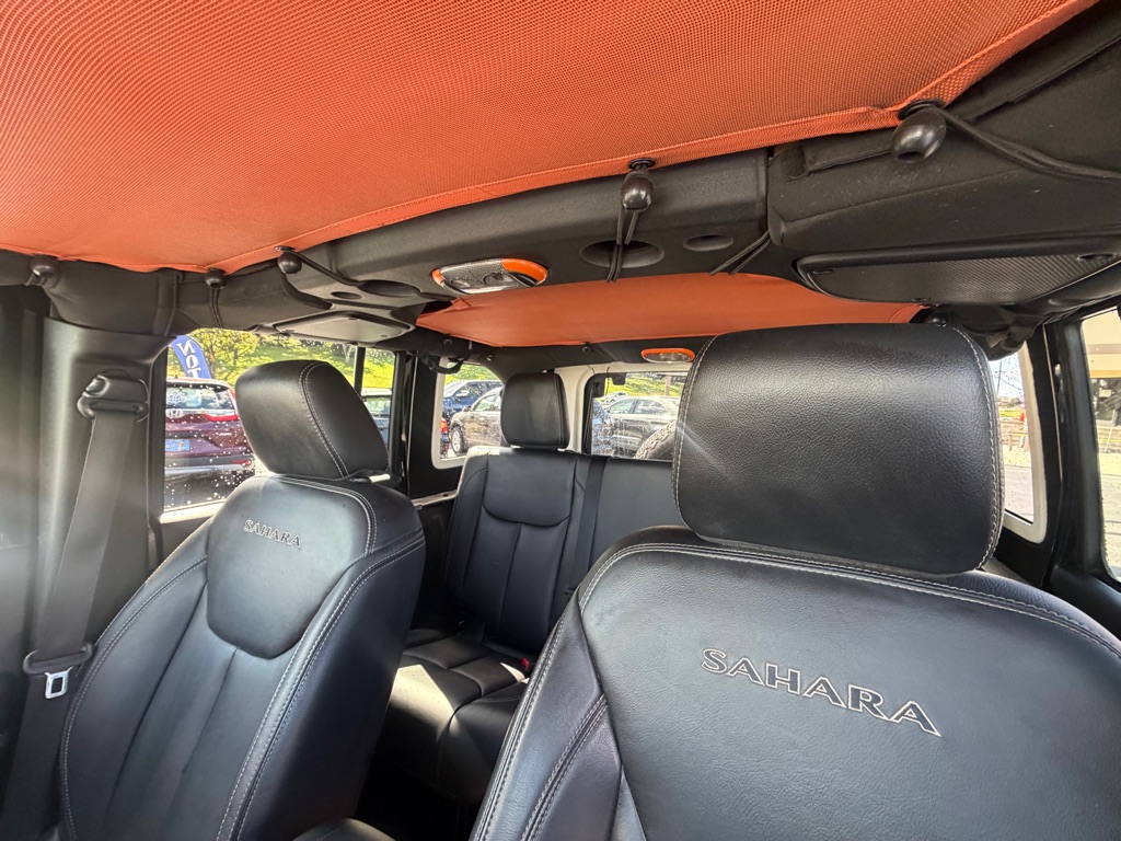 Photo 14 of this JEEP WRANGLER UNLIMI