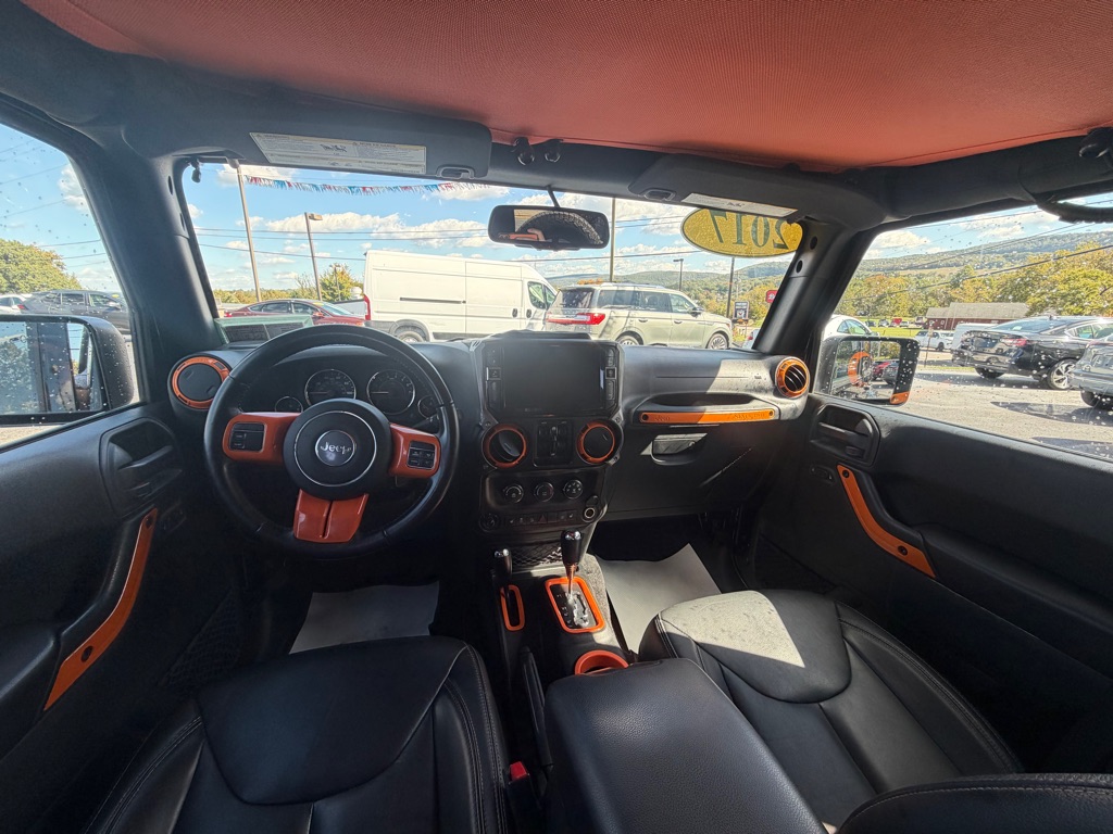 Photo 19 of this JEEP WRANGLER UNLIMI