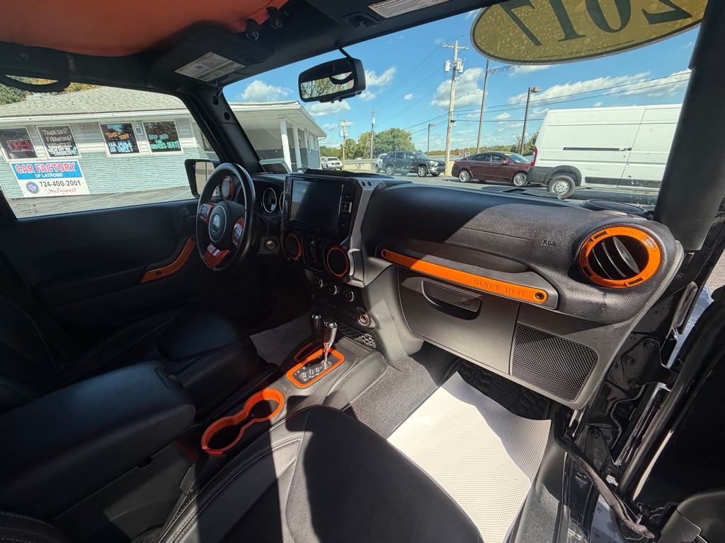 Photo 28 of this JEEP WRANGLER UNLIMI