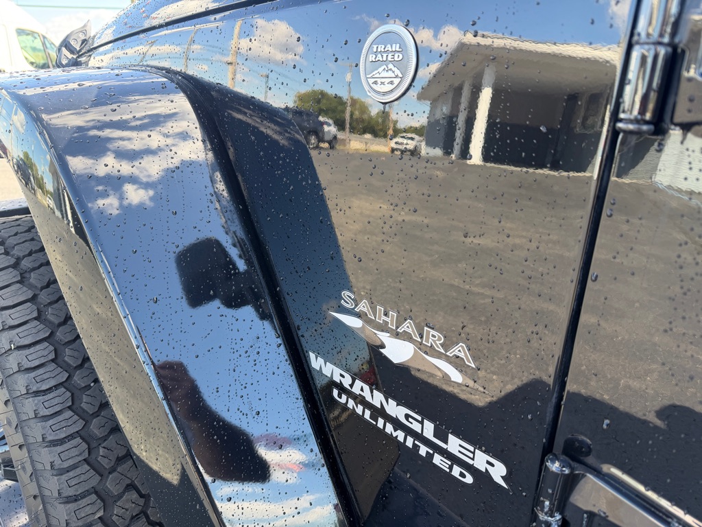 Photo 9 of this JEEP WRANGLER UNLIMI