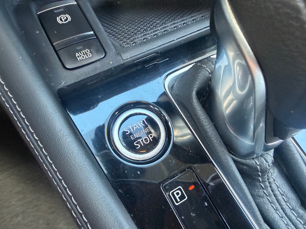 Photo 29 of this NISSAN KICKS