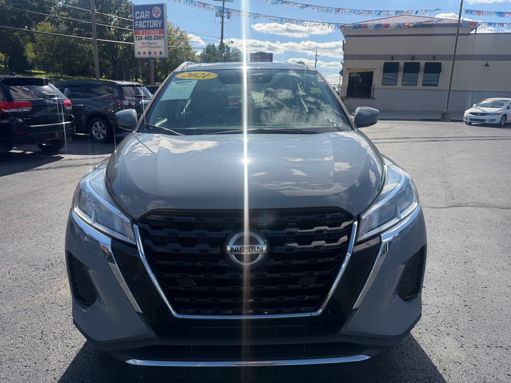 Photo 2 of this NISSAN KICKS
