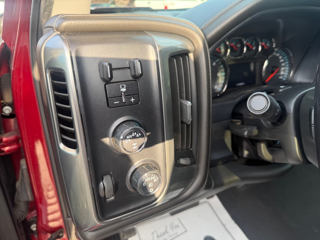 Photo 27 of this CHEVROLET SILVERADO 1500