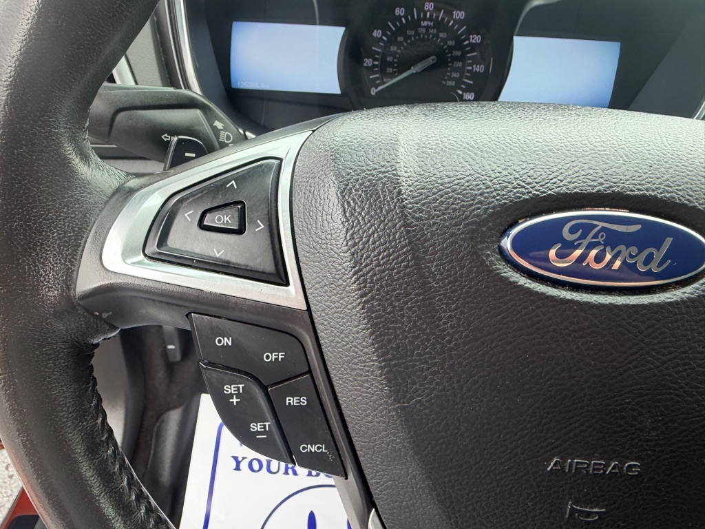 Photo 29 of this FORD FUSION